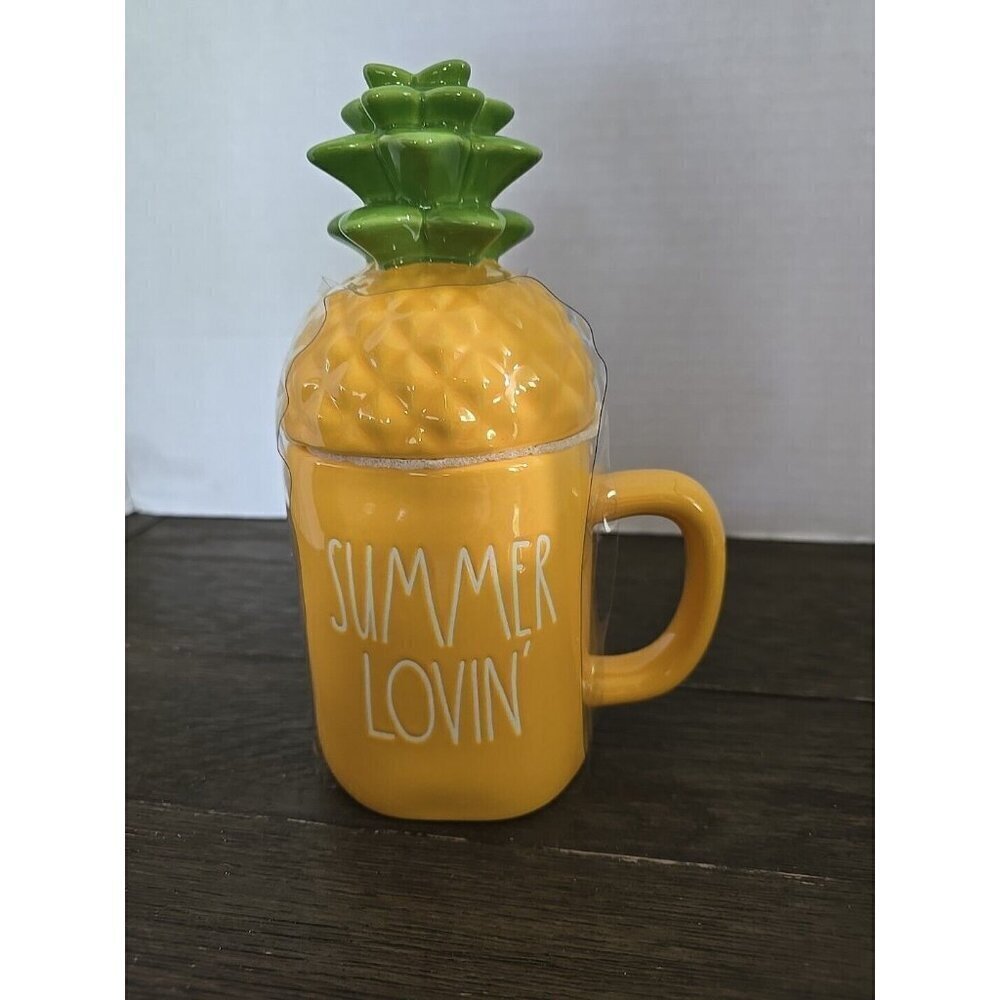 NWT Rae Dunn Artisan Summer Lovin Yellow Pineapple Topper Coffee Mug Magenta